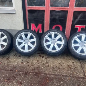 Audi alufelni szett 18" OEM (használt)