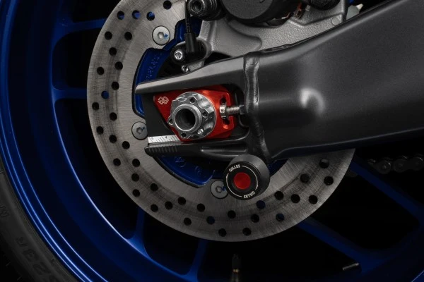 AXB láncfeszítő - Yamaha, MT-09, RN69 (2021 - 2023 ); Yamaha, MT-09, RN85-RN92 (2024 - ); Yamaha, Tracer 9 / GT / GT+, RN7...