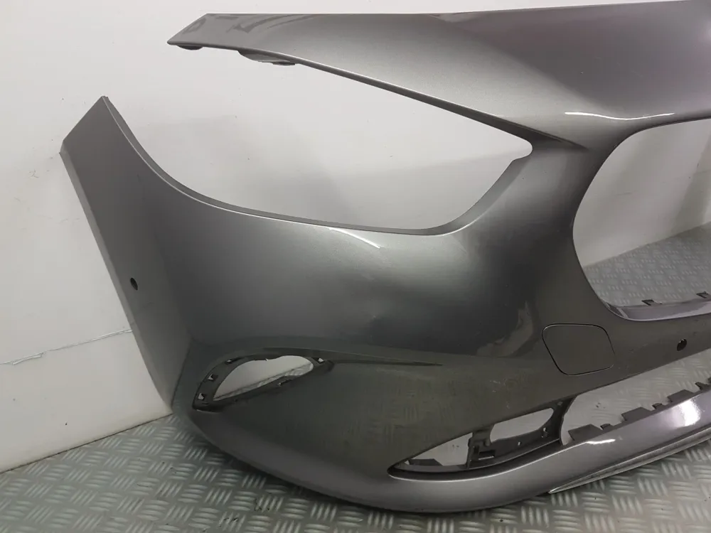 ELSŐ LÖKHÁRÍTÓ MERCEDES CLASSE B W247 MERCEDES - BENZ