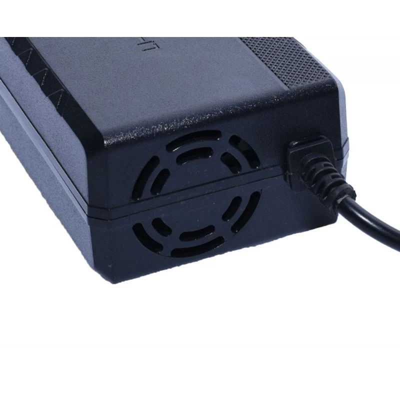 Li-ion töltő 48V-2A, XLR