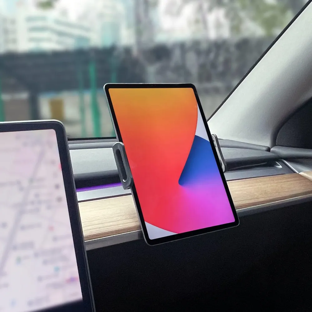 Műszerfali IPAD táblagéptartó autós rögzítéshez – alkalmas Tesla Model 3/Y