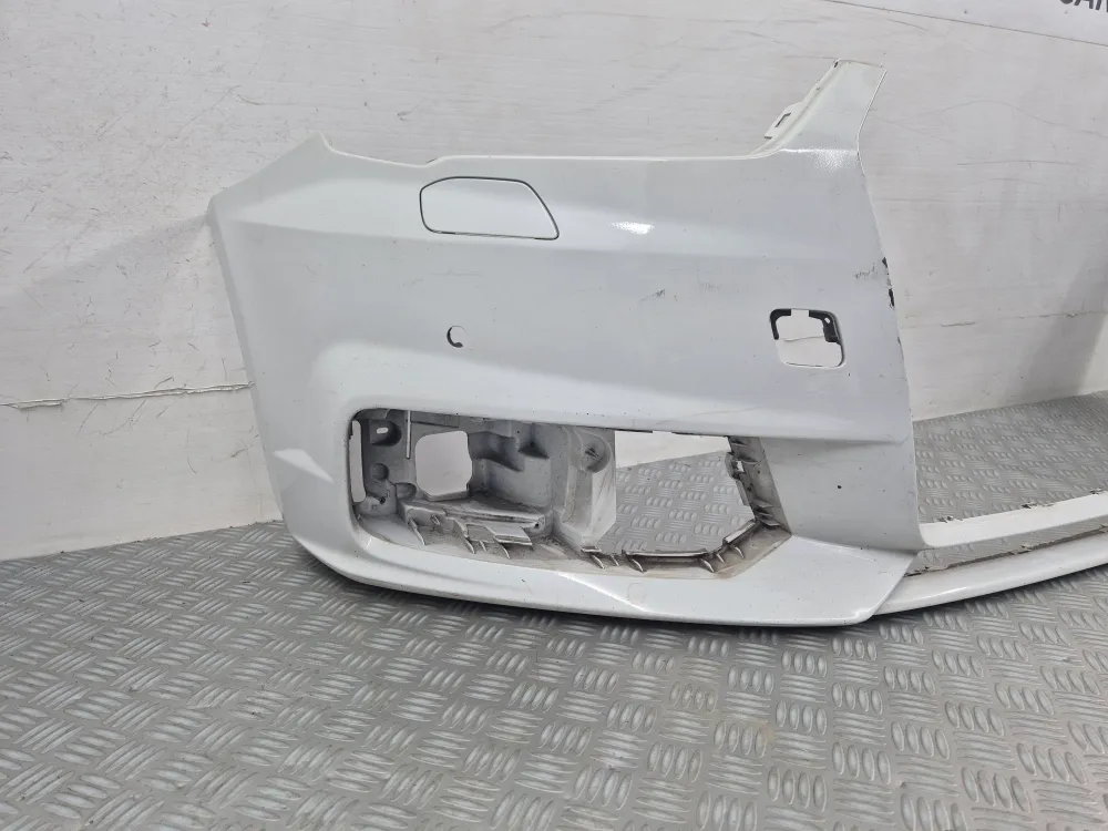 Első lökhárító Audi A1 (1) (8X) 2. fázis használt ***
