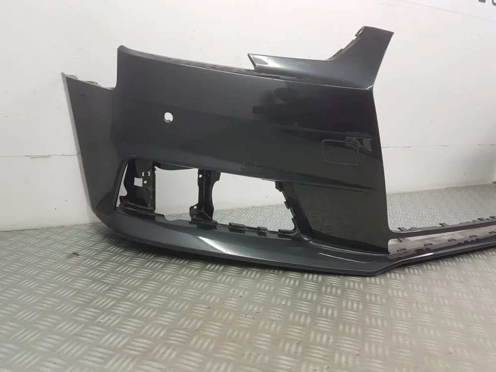Első lökhárító Audi A4 (4) (8W) 1. fázis használt