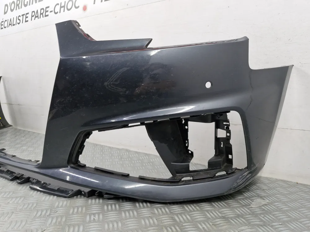 Első lökhárító Audi A4 (4) (8W) S-line / S4 1. fázis használt