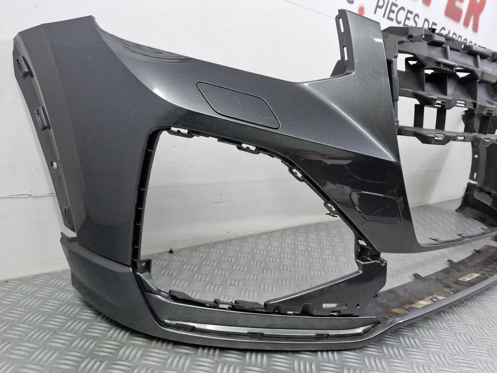 Első lökhárító Audi SQ2 fázis 2 használt ***