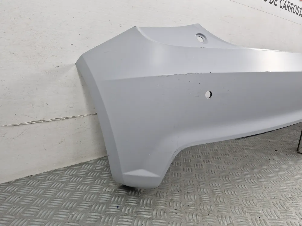 Eredeti új, festésre kész Audi A1 (8X) Fázis 2 első lökhárító (2014–2019)