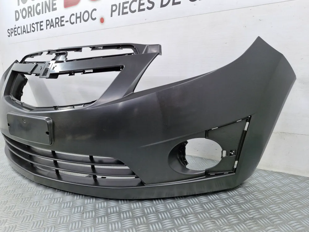 Chevrolet Spark első lökhárító (2010–2012) – Gyári új eredeti alkatrész