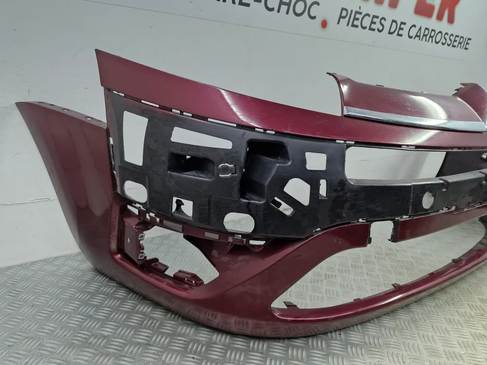 Első lökhárító Citroën Picasso 1. fázishoz (2006.10-től 2013.09-ig Használt) CITROEN