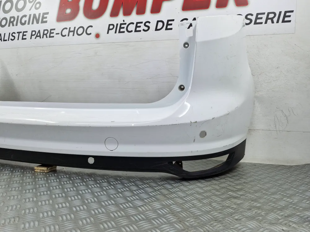 Hátsó lökhárító Ford C-MAX II 1. fázis 2010-2015 — Eredeti használt darab