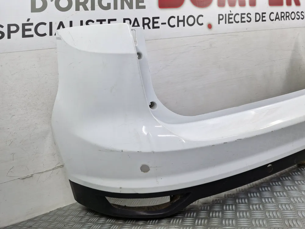 Hátsó lökhárító Ford C-MAX II 1. fázis 2010-2015 — Eredeti használt darab