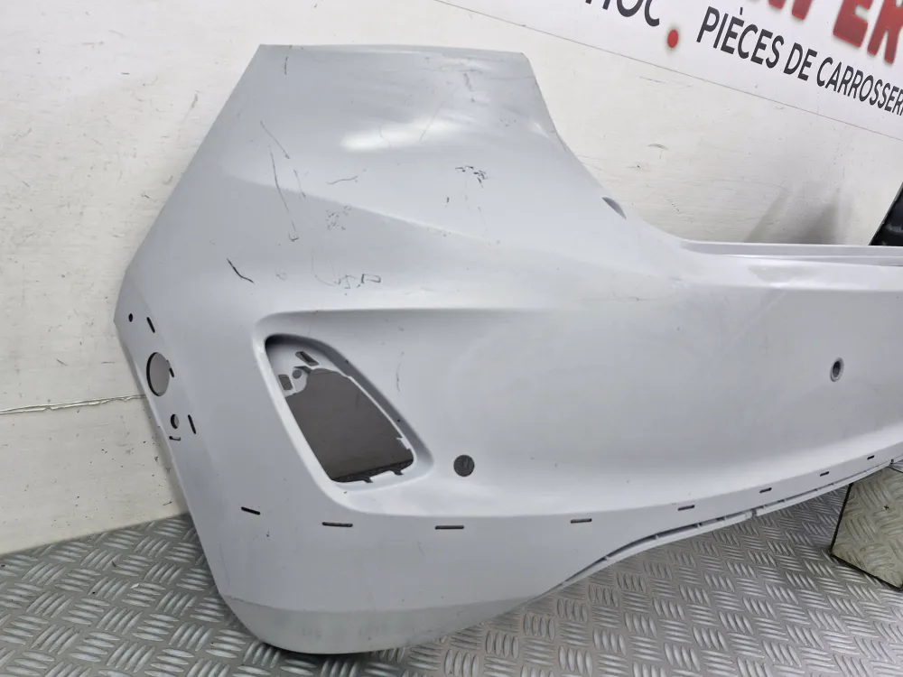 HÁTSÓ ÜTKÖZŐVÉDŐ FORD FIESTA 7 1. FÁZIS