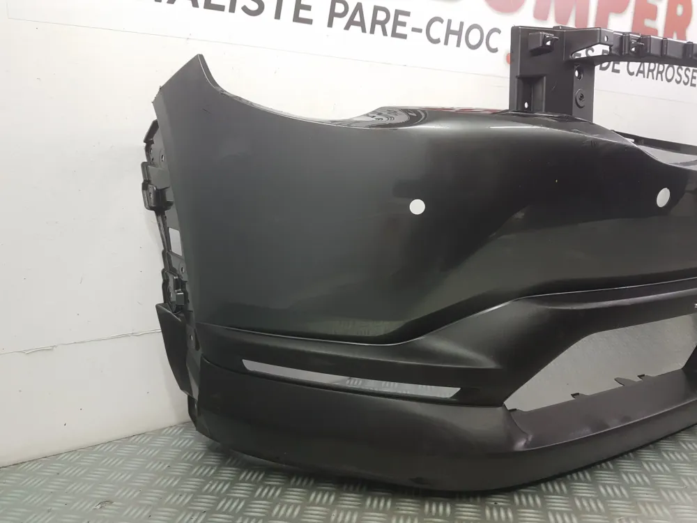 ELSŐ LÖKHÁRÍTÓ MAZDA MX30