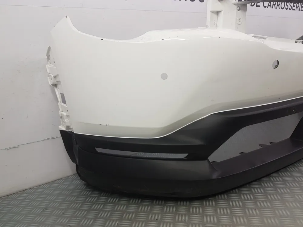 ELSŐ LÖKHÁRÍTÓ MAZDA MX30