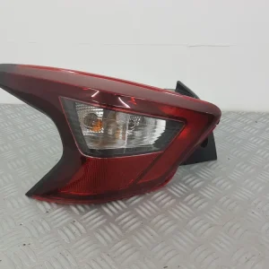 HÁTSÓ LÁMPÁK G NISSAN MICRA V