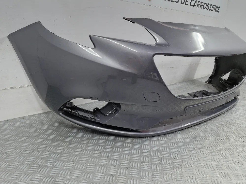 Első lökhárító Opel Corsa E (2014.11-től) – Eredeti használt alkatrész