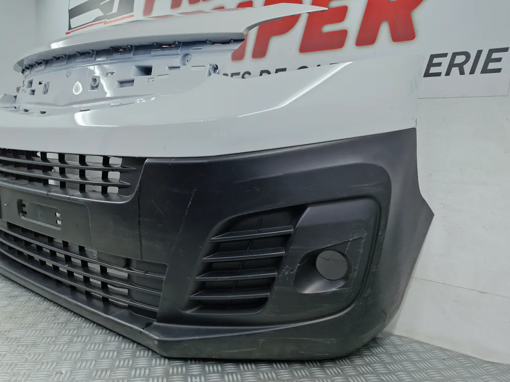 Első lökhárító Opel Vivaro III C (2019.09-től) eredeti használt