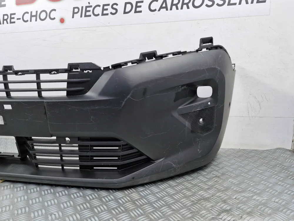 Első lökhárító Citroën Berlingo 3 használt — eredeti alkatrész — 2018-tól PEUGEOT