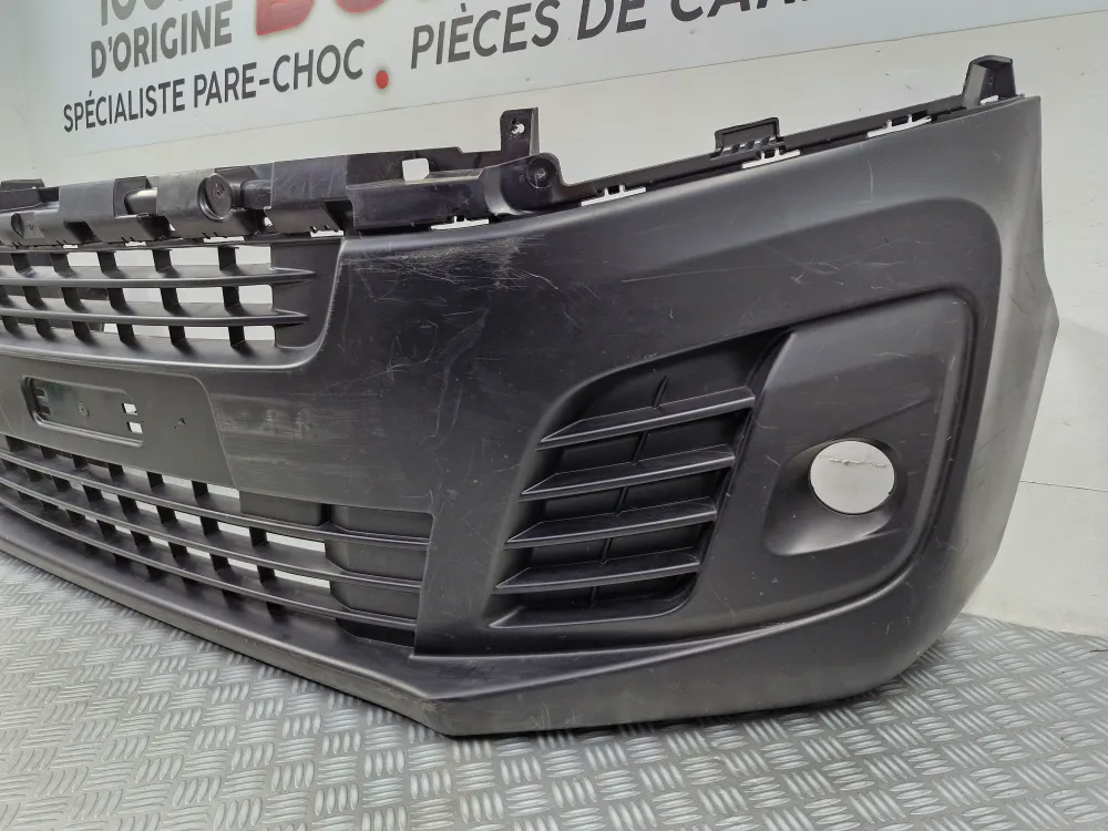 Első lökhárító Citroën Jumpy 3 / Peugeot Expert 3 (2016.03-tól) – Eredeti használt darab ködlámpákkal