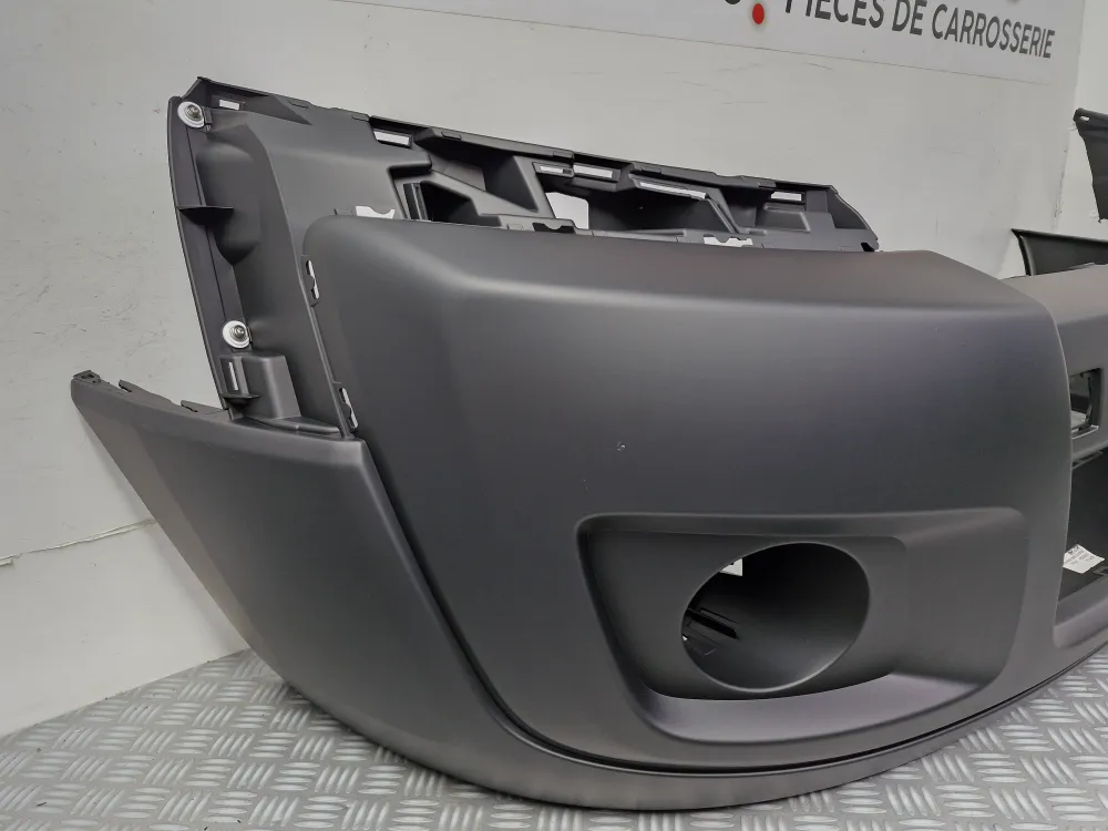 Első lökhárító Jumpy III / Expert III / Scudo (2007 januárjától) – Eredeti használt darab PEUGEOT