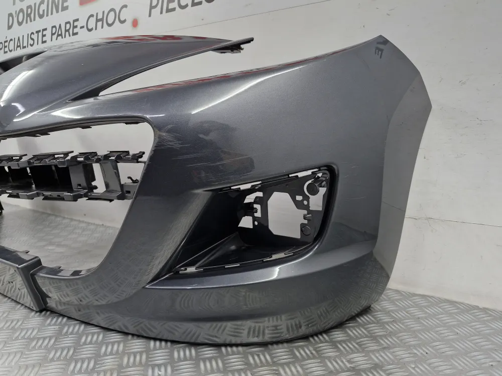 Első lökhárító Peugeot 207 2. fázis (2009.11-től) – Eredeti használt alkatrész