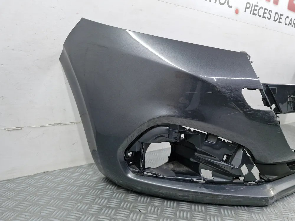 Első lökhárító Peugeot 208 2. fázis 2015.04-től használt