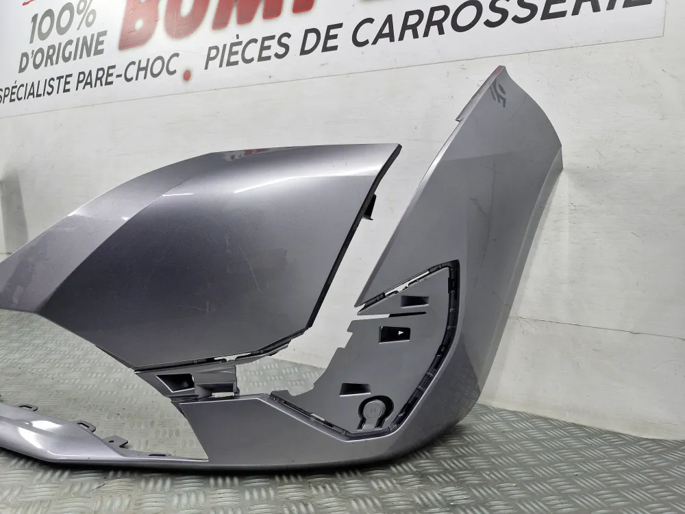 Első lökhárító Peugeot 308 III (P5) (2021.04-től) – Eredeti használt darab