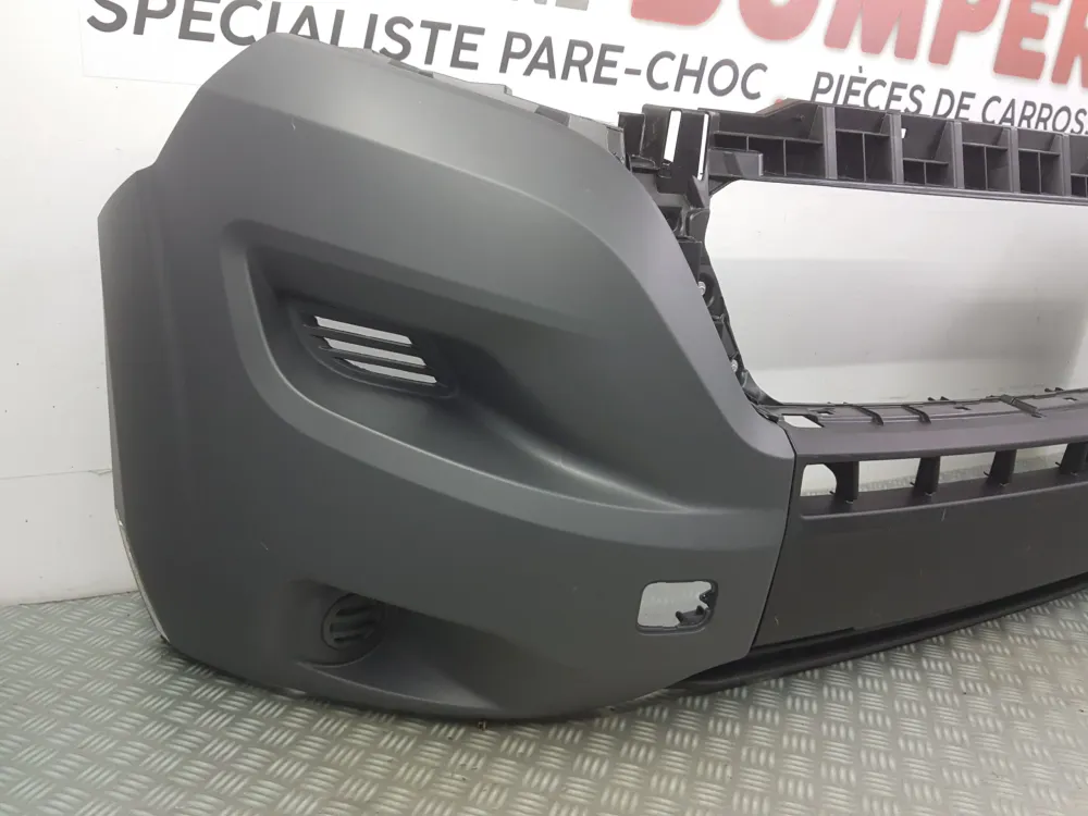 Első lökhárító Peugeot Boxer / Fiat Ducato használt