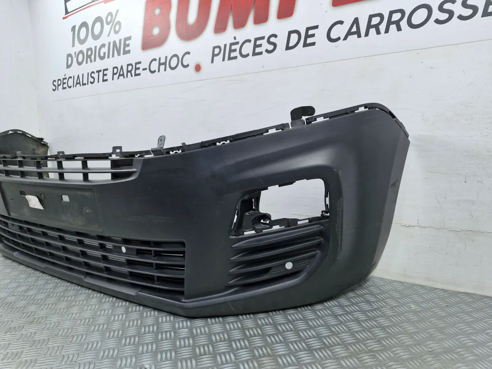 Első lökhárító Peugeot Partner 3 / Citroën Berlingo 3 / Fiat Doblo (2018.05-től)