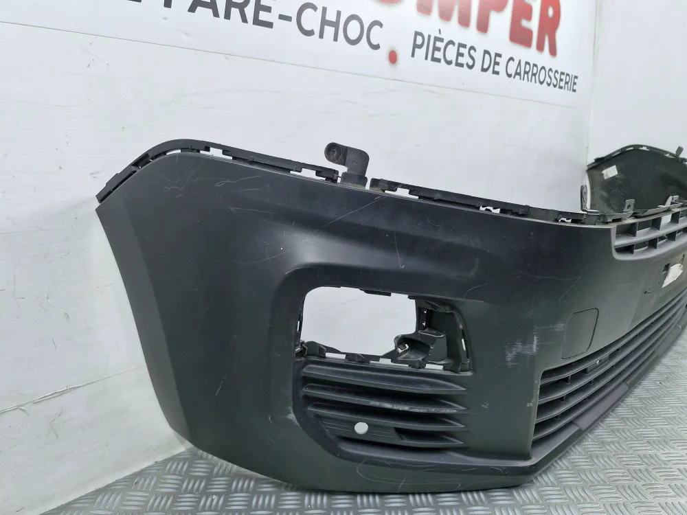 Első lökhárító Peugeot Partner 3 / Citroën Berlingo 3 / Fiat Doblo (2018.05-től)