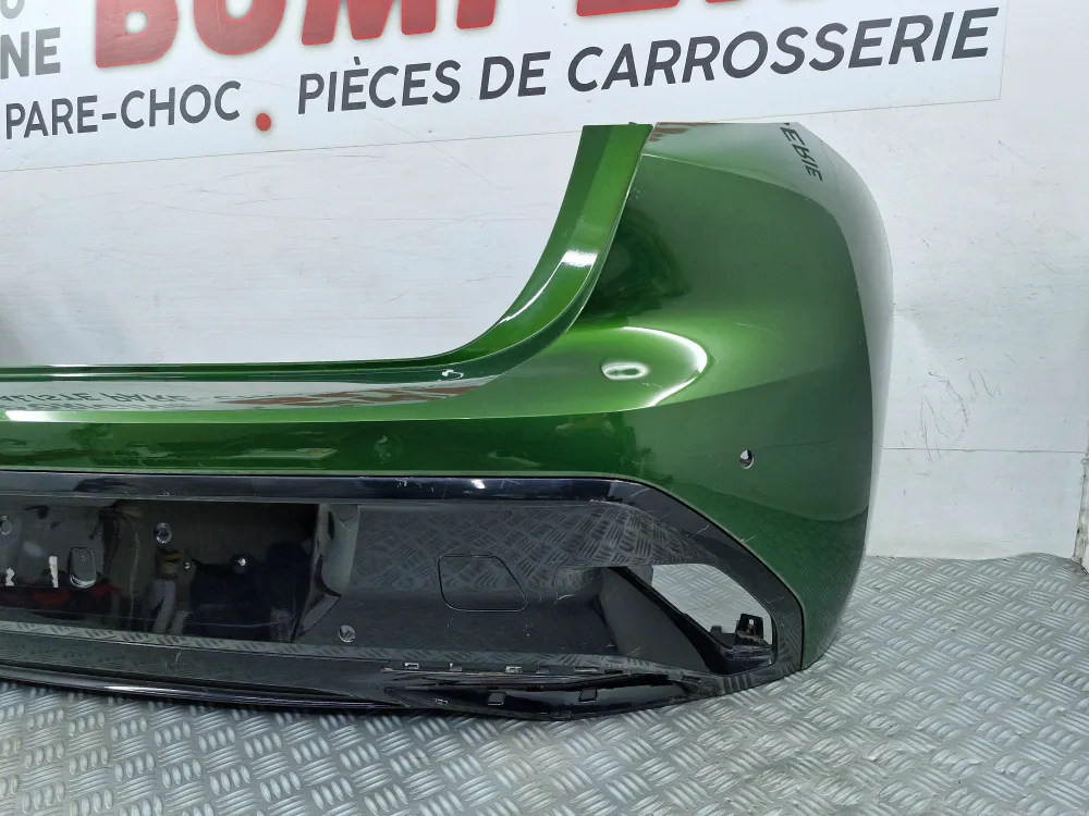 Eredeti hátsó lökhárító Peugeot 308 III Sedan használt, kezdve (04/2021)