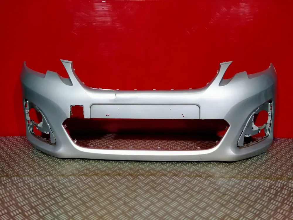 Használt Peugeot 108 első lökhárító
