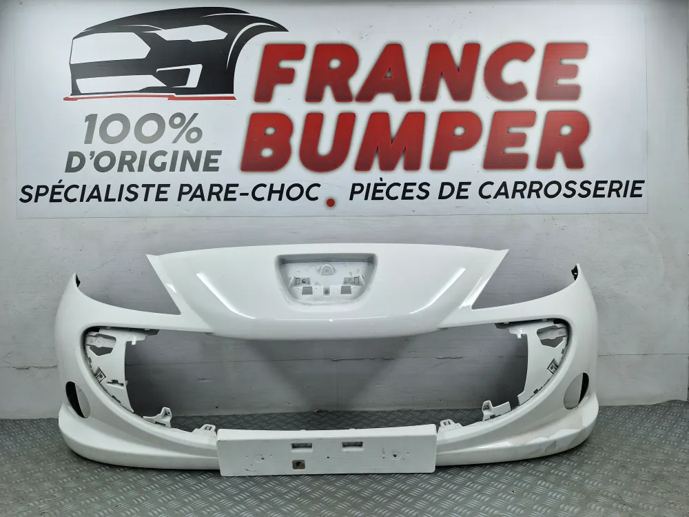 Peugeot 206 plus első lökhárító 03/2009-től 05/2013-ig használt