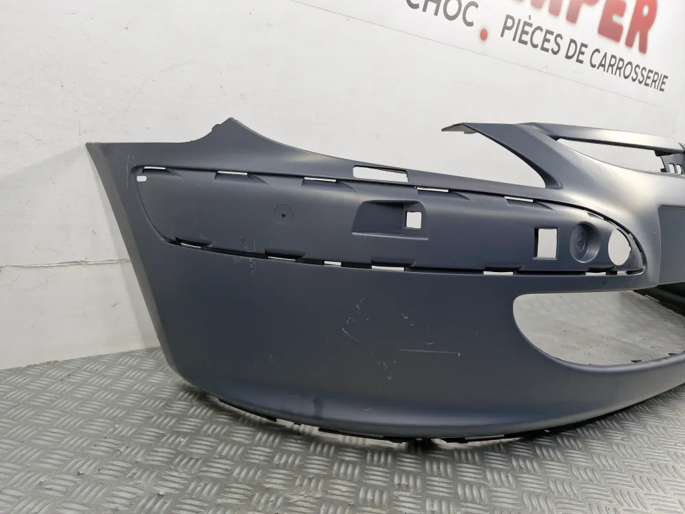 Peugeot 307 Phase 1 első lökhárító (2001.04–2005.06) — Eredeti új, festendő