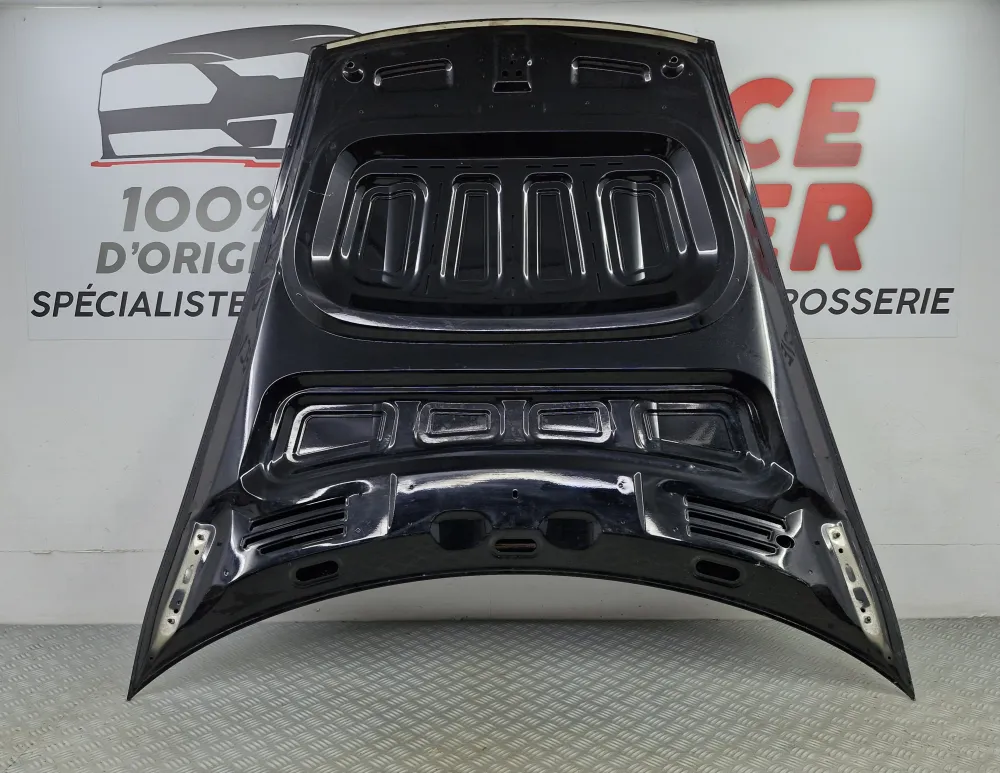 Porsche Taycan motorháztető (2020.01-től) – Eredeti használt alkatrész