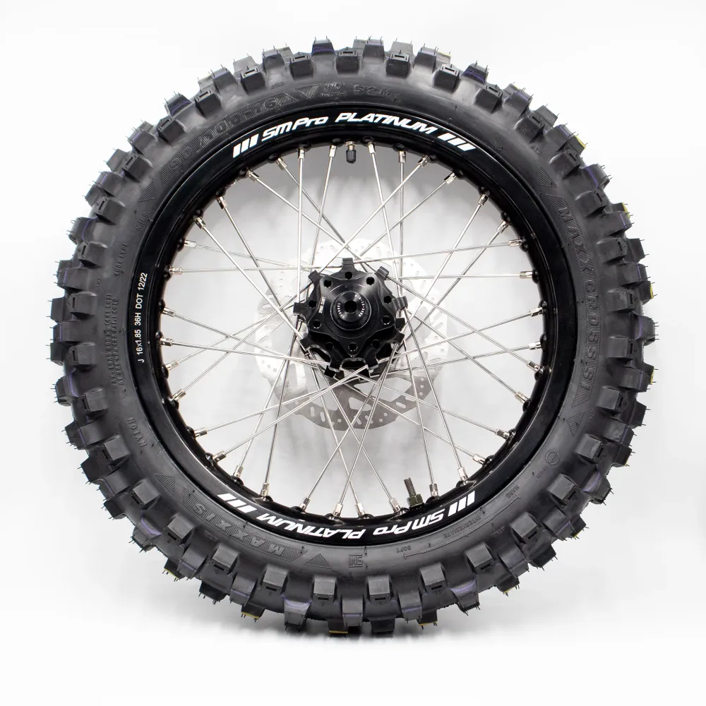 SM Pro 16 colos komplett hátsó kerék Maxxis Maxxcross SI Pro cross gumikkal Light Bee & E Ride Pro SS-hez