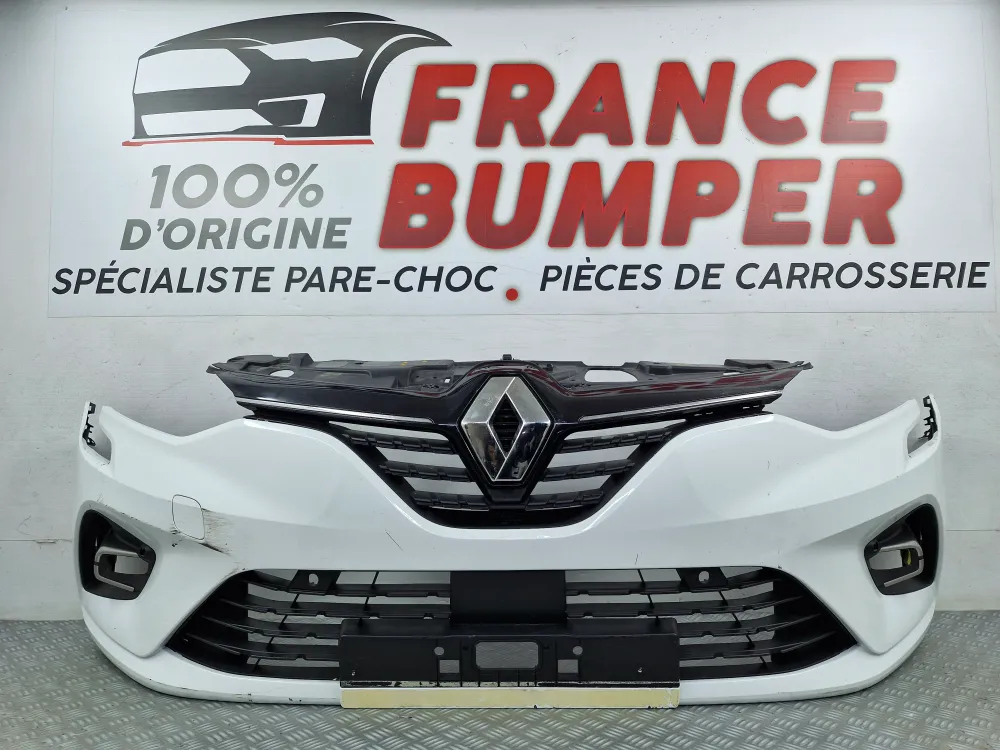 Első lökhárító komplett Renault Clio 5 (2019.01-től) radaros használt