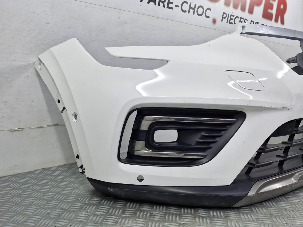 Első lökhárító Renault Arkana (2021.04-től) — eredeti használt