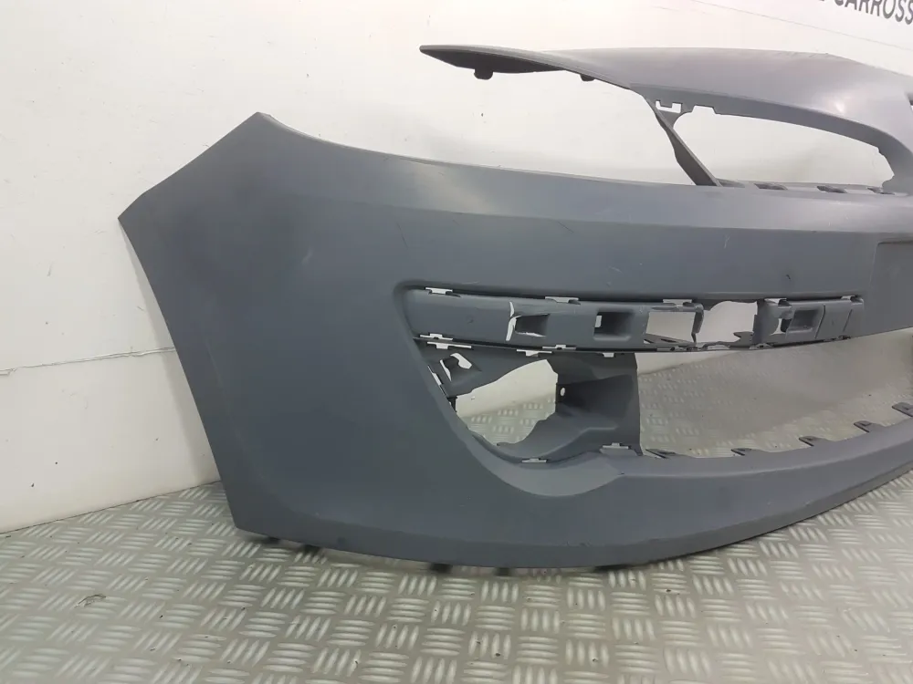Első lökhárító Renault Clio 3 fázis 1 (185) új ***