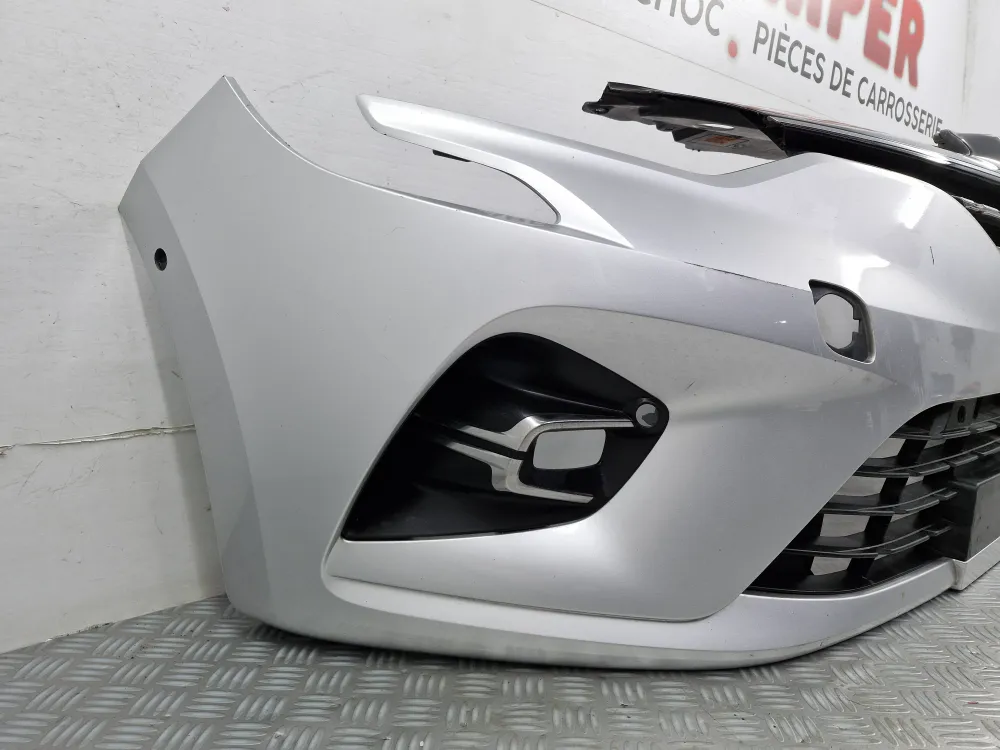 Első lökhárító Renault Clio 5 Initiale 1. fázis (2019.04-től) — eredeti használt