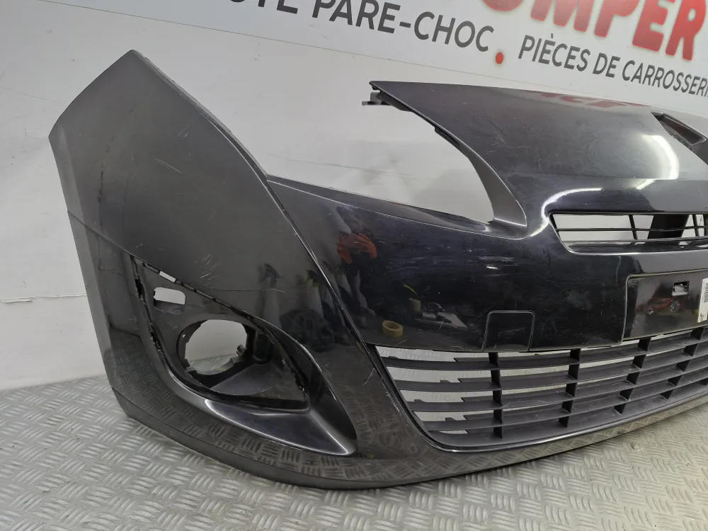 Első lökhárító Renault Grand Scénic 3 Fázis 1 (04/2009 - 11/2011) Használt ***