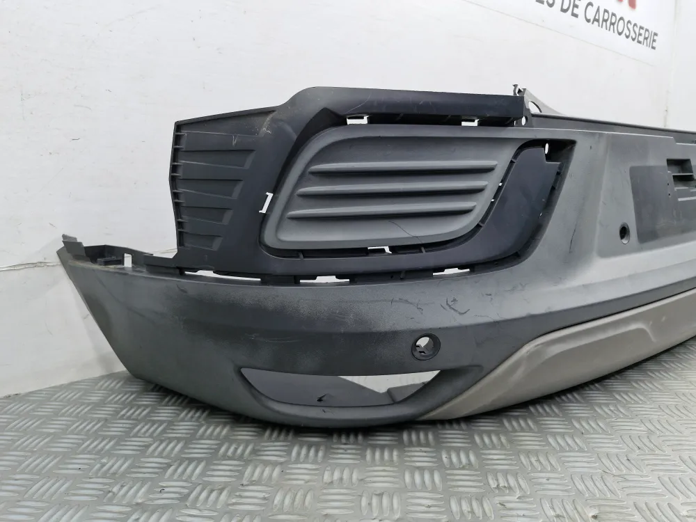 Hátsó lökhárító Renault Arkana (2021/04-től) eredeti használt