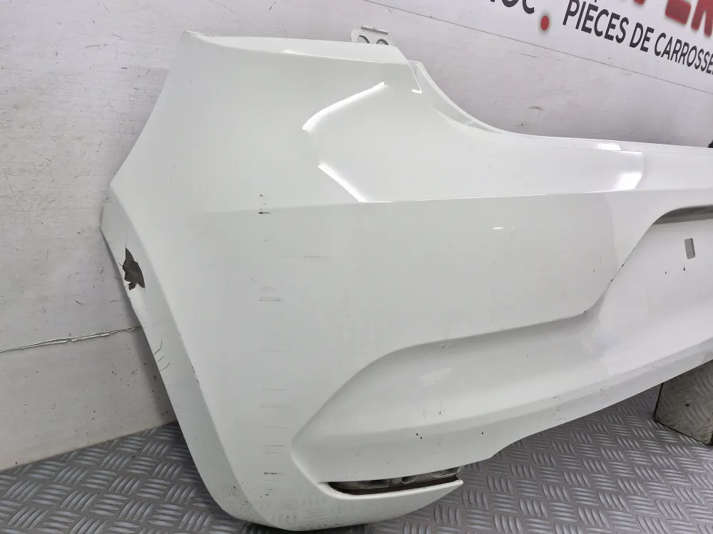 Hátsó lökhárító Renault Clio 5 használt