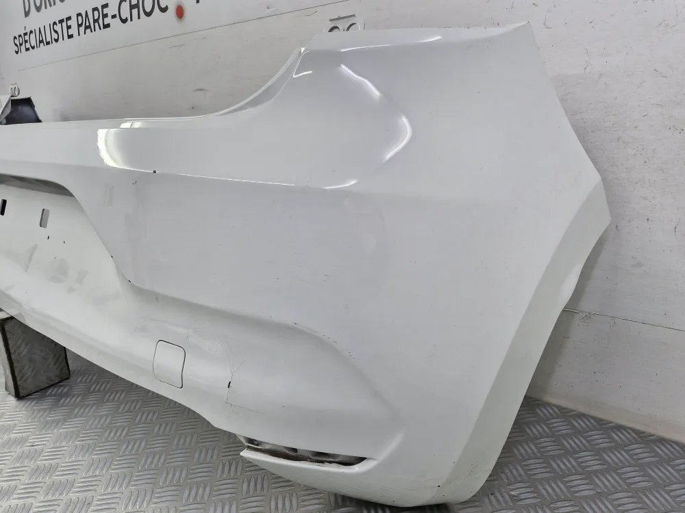 Hátsó lökhárító Renault Clio 5 használt