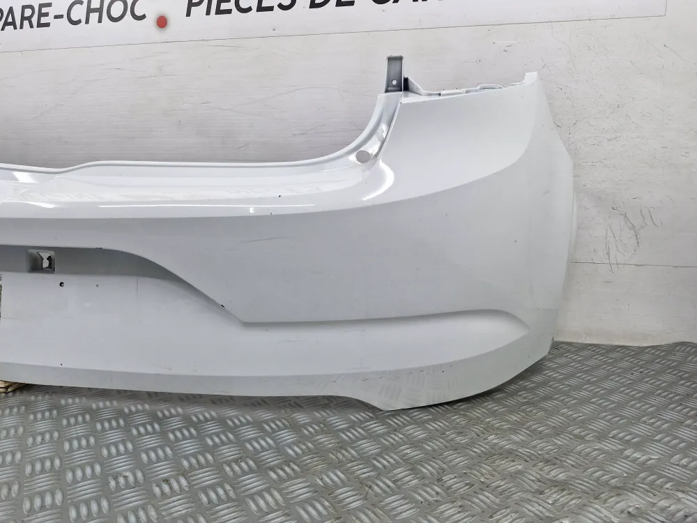 Hátsó lökhárító Renault Megane 4 használt