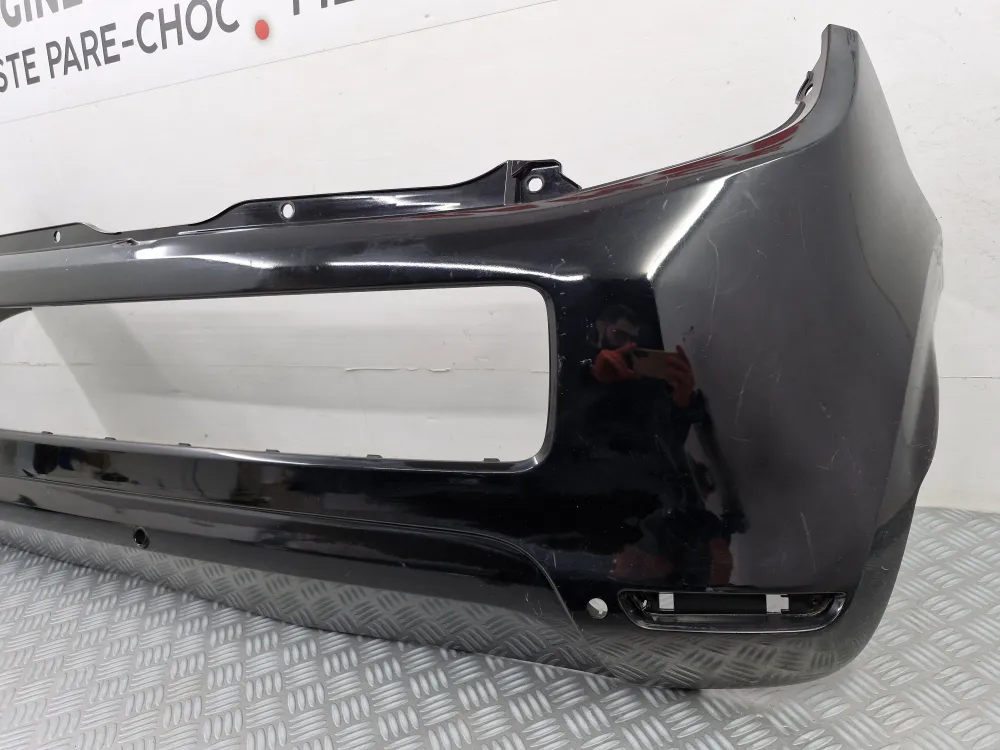 Hátsó lökhárító Renault Twingo 3 Fázis 1 (2014.03-tól 2020.03-ig) – Eredeti használt radarokkal