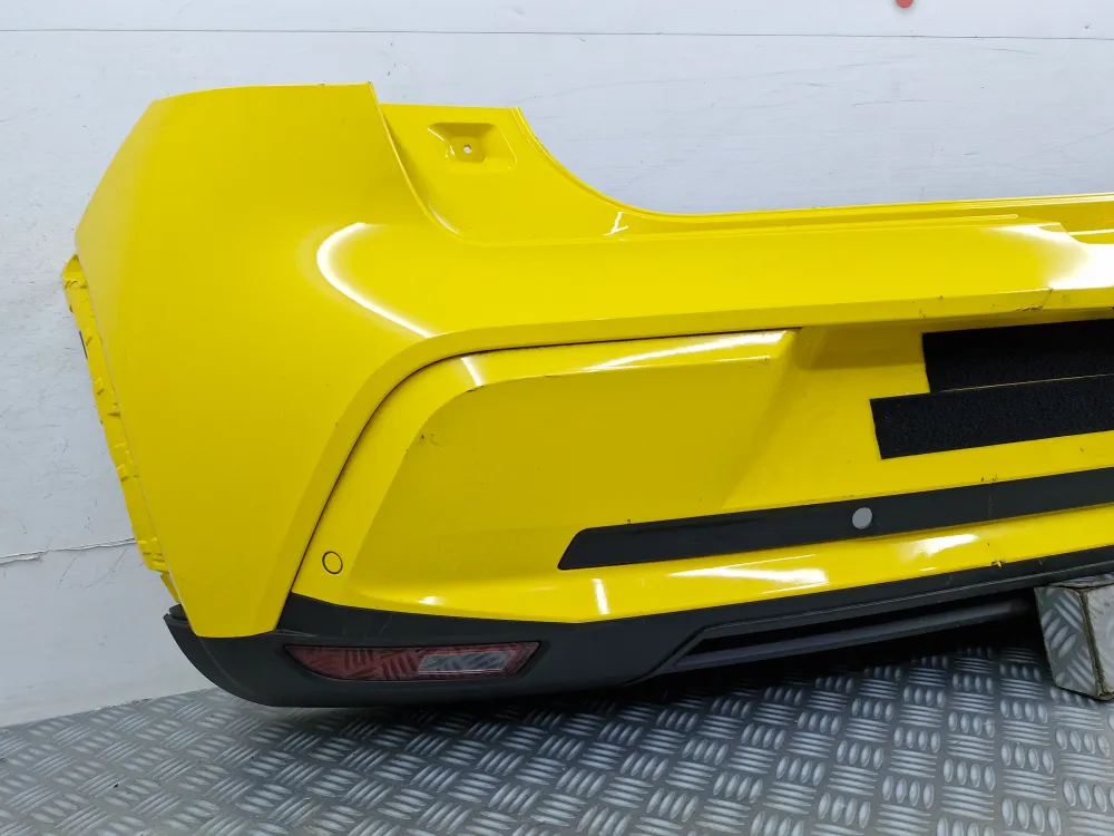 Renault R5 2024+ hátsó lökhárító — Használt, komplett radarral