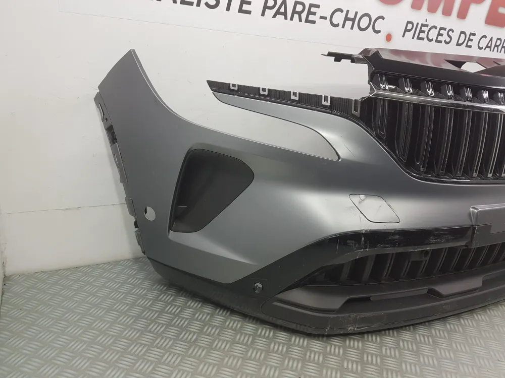 Renault Austral első lökhárító komplett használt