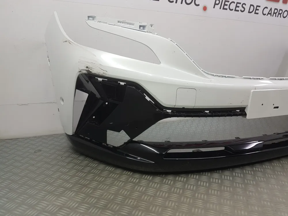 Renault Austral (Esprit Alpine) használt első lökhárító