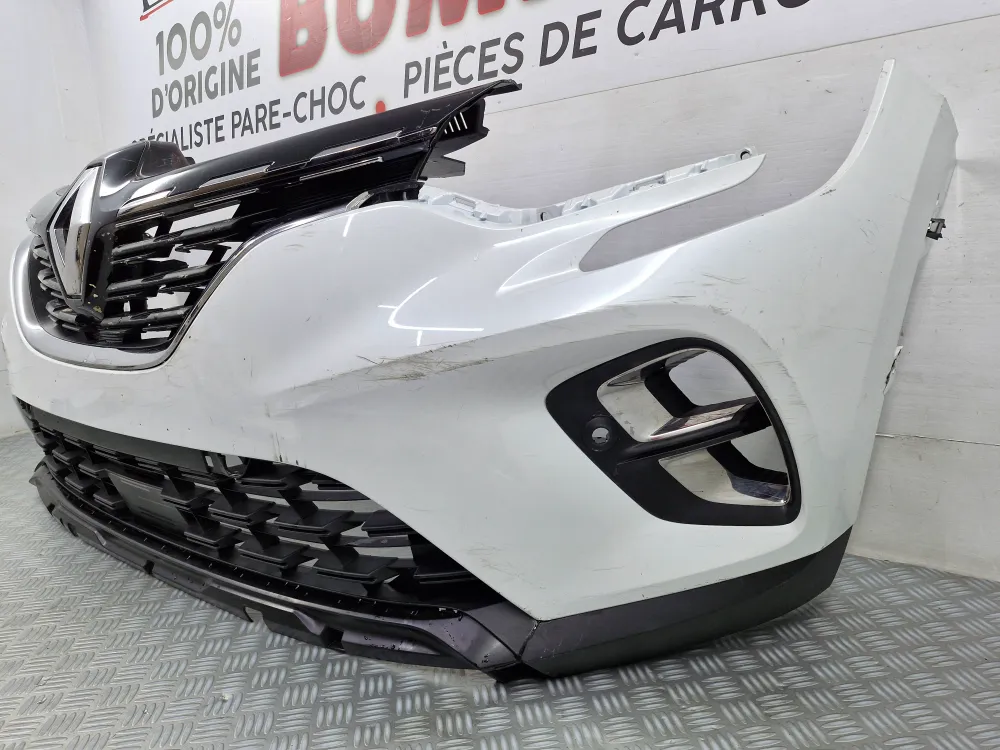Renault Captur 2 első lökhárító (2019-től) – Radarral – Eredeti használt alkatrész