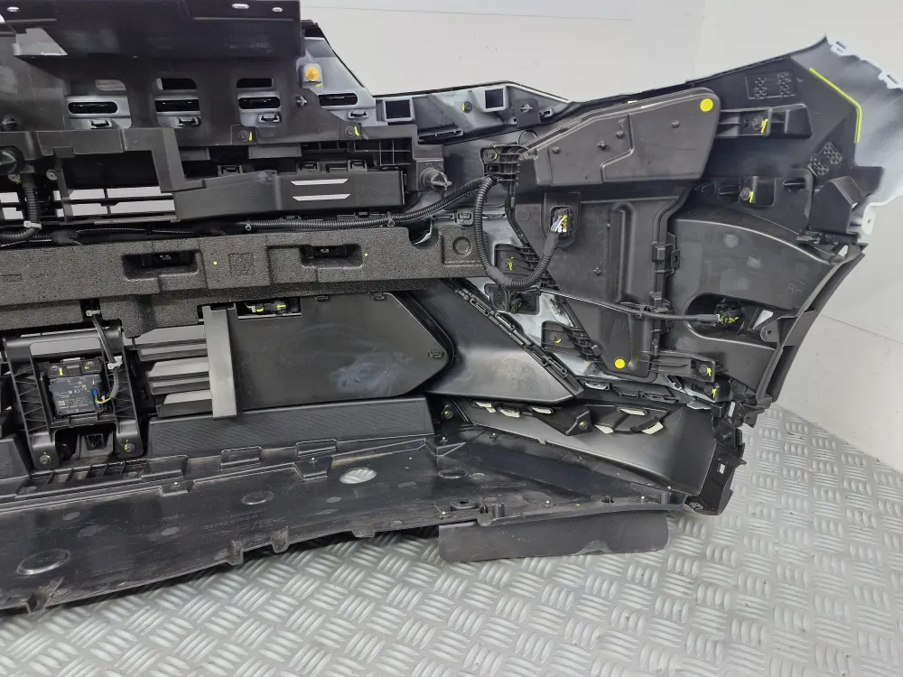 Renault Captur II Phase 2 techno első komplett lökhárító (2024.06-tól) — eredeti használt
